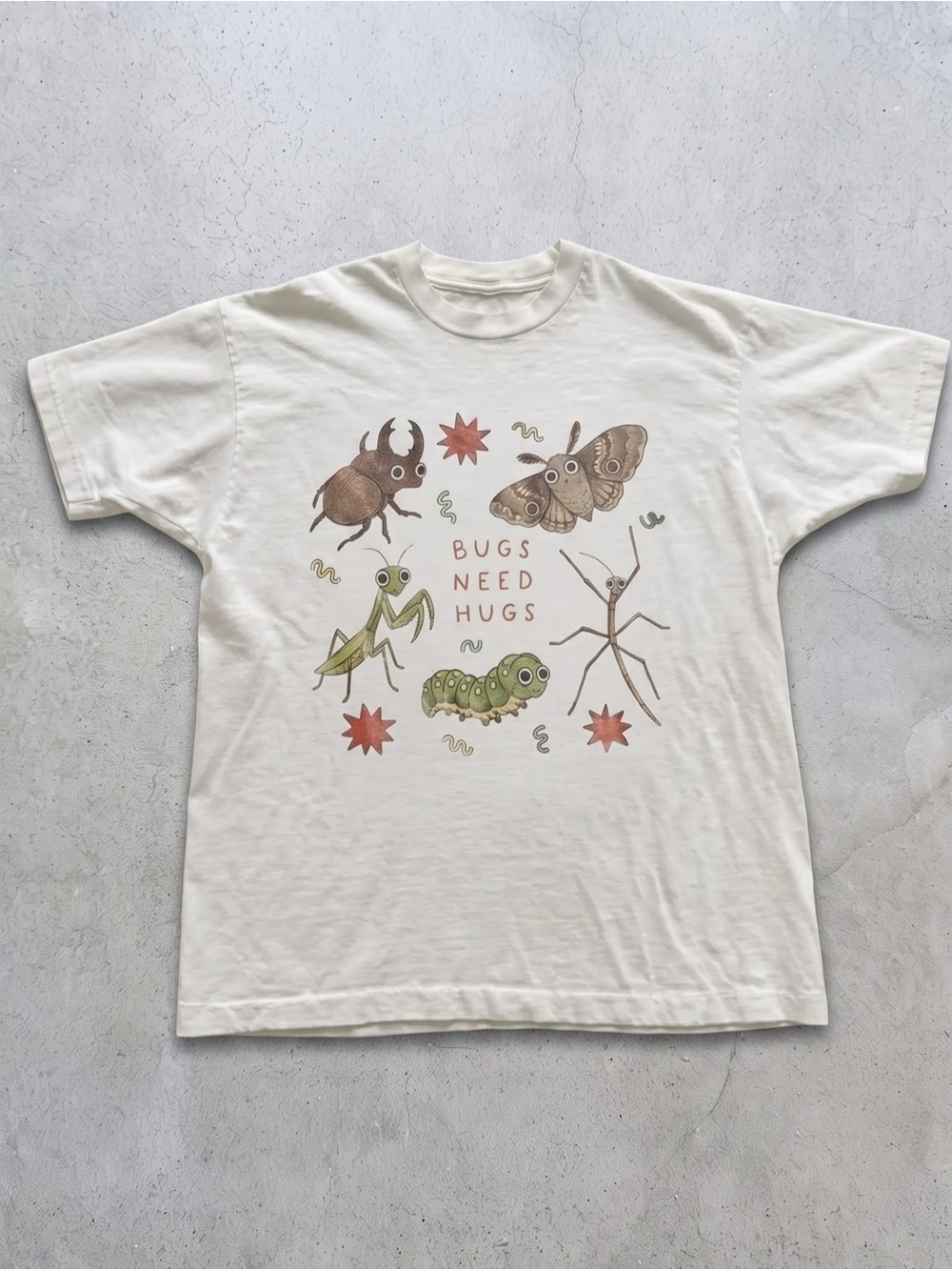 Gildan White 'Bugs Need Hugs' Graphic Tee